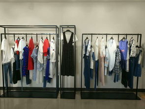 太平鳥旗下品牌樂町夏裝連衣裙折扣批發廣州哪家批的好